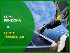 Conto Termico 3.0: la guida completa per capire come funziona Il tema dell’efficientamento energetico è diventato centrale negli ultimi anni, soprattutto grazie agli strumenti messi a disposizione dallo Stato per incentivare cittadini, imprese e pubbliche amministrazioni a ridurre i consumi e migliorare la sostenibilità degli edifici. Uno degli strumenti più importanti in questo contesto è senza dubbio il Conto Termico 3.0, un aggiornamento delle precedenti versioni del meccanismo che punta a rendere più semplice, più veloce e più accessibile l’ottenimento degli incentivi. In questo articolo ti guiderò passo dopo passo per capire cos’è il Conto Termico, come funziona, chi può accedervi, quali sono le percentuali riconosciute e in che modo può essere sfruttato al meglio. L’obiettivo è darti una visione chiara e pratica, senza troppi tecnicismi inutili, ma con un linguaggio che arrivi diretto anche a chi già mastica la materia e vuole una mini guida per non perdere tempo tra normative e circolari. Che cos’è il Conto Termico 3.0 Il Conto Termico 3.0 è un meccanismo di sostegno economico che rientra negli incentivi fiscali previsti per favorire la riqualificazione energetica. In pratica, consente di ottenere un rimborso diretto in denaro (non una detrazione fiscale da recuperare negli anni) per gli interventi che migliorano l’efficienza degli edifici e per la produzione di energia termica da fonti rinnovabili. Rispetto alle versioni precedenti, il Conto Termico 3.0 ha introdotto procedure semplificate, tempi di erogazione ridotti e una maggiore chiarezza nelle tipologie di interventi ammessi. Questo significa che il percorso per ottenere l’incentivo è più lineare e meno burocratico. Perché è importante Non si tratta solo di un aiuto economico. Il Conto Termico è un vero e proprio strumento strategico per raggiungere gli obiettivi di riduzione dei consumi energetici e di abbattimento delle emissioni di CO₂. Ogni intervento realizzato non porta solo un risparmio in bolletta, ma contribuisce a un miglioramento collettivo della sostenibilità ambientale. Inoltre, incentiva la diffusione di tecnologie più moderne, come le pompe di calore, i sistemi ibridi e le caldaie a condensazione. Chi può accedere al Conto Termico 3.0 Una delle prime domande che ci si pone è: “Chi può fare richiesta?” La risposta è abbastanza ampia. Possono accedere: le pubbliche amministrazioni, che hanno anche un canale preferenziale; i soggetti privati, ovvero cittadini e imprese; le cooperative e le società di servizi energetici (ESCO), che spesso si occupano di gestire direttamente gli interventi. Questa apertura è stata pensata proprio per ampliare al massimo il bacino di utenti e garantire che non solo gli edifici pubblici, ma anche il settore privato, possano contribuire al miglioramento del parco immobiliare italiano. Come funziona in pratica Il funzionamento è piuttosto semplice se lo guardiamo nel concreto. Una volta effettuato un intervento di efficientamento, il soggetto interessato presenta la richiesta attraverso il portale del GSE (Gestore dei Servizi Energetici), che è l’ente responsabile della gestione del meccanismo. Dopo la verifica della documentazione e dei requisiti, viene erogato un contributo in conto capitale, cioè un pagamento diretto sul conto corrente. L’importo viene calcolato in base al tipo di intervento e alla spesa sostenuta, con regole precise. Ad esempio, per alcune tipologie di impianti di piccole dimensioni il contributo può arrivare a coprire fino al 65% delle spese. In casi specifici, quando si tratta di edifici pubblici scolastici o sanitari, le percentuali possono salire ulteriormente. Quali interventi sono ammessi Il ventaglio degli interventi ammessi è ampio, ma per semplificare possiamo dividerli in due macro-categorie: Interventi di efficienza energetica: sostituzione di impianti di climatizzazione invernale con pompe di calore o caldaie a condensazione, installazione di sistemi di building automation, isolamento termico di pareti e coperture, sostituzione di serramenti. Interventi per la produzione di energia da fonti rinnovabili: installazione di pannelli solari termici, sistemi ibridi integrati, impianti a biomassa. Queste tipologie coprono sia il mondo privato (una famiglia che vuole cambiare la vecchia caldaia, ad esempio) sia quello pubblico (un comune che decide di riqualificare energeticamente una scuola). Percentuali di incentivo Le percentuali riconosciute variano molto in base all’intervento. In generale, il Conto Termico 3.0 può coprire dal 40% al 65% dei costi, ma ci sono casi in cui la percentuale può arrivare anche oltre, specialmente per edifici pubblici adibiti a servizi essenziali. L’importante è ricordare che non si tratta di una detrazione spalmata in dieci anni, come per il Superbonus o l’Ecobonus, ma di un rimborso diretto che arriva in tempi rapidi, spesso entro pochi mesi dalla conclusione dei lavori. Come presentare la richiesta La richiesta si presenta in modalità telematica sul portale del GSE. Bisogna caricare i documenti che attestano l’intervento, le spese sostenute e il rispetto dei requisiti tecnici. Una volta inviato tutto, parte il processo di verifica, che porta poi alla liquidazione del contributo. È chiaro che serve precisione nella raccolta e nella trasmissione dei documenti, perché il GSE controlla attentamente la conformità. Vantaggi e criticità Il grande vantaggio del Conto Termico 3.0 è l’erogazione diretta e veloce del contributo, che lo rende particolarmente interessante rispetto ad altri incentivi fiscali. Tuttavia, non mancano le criticità: la documentazione richiesta è dettagliata e non sempre di immediata comprensione, e per chi non è abituato a queste pratiche può diventare complesso gestirla senza l’aiuto di un tecnico o di una ESCO. In compenso, l’affidarsi a un professionista permette anche di massimizzare il contributo ottenibile, evitando errori o dimenticanze. Approfondimento sul fotovoltaico nel Conto Termico 3.0 Quando pensiamo al fotovoltaico, spesso lo associamo solo all’Ecobonus o al Superbonus: con il Conto Termico 3.0 le cose cambiano un po’, perché il meccanismo ora contempla anche incentivi per impianti fotovoltaici (e sistemi di accumulo) entro certi limiti, rendendo possibile combinare produzione elettrica da fonte rinnovabile con l’efficientamento della parte termica. Cosa prevede il Conto Termico 3.0 per il fotovoltaico Innanzitutto, non tutti gli impianti fotovoltaici sono ammessi: esistono limiti in termini di potenza, massimali per kilowatt installato e vincoli legati all’abbinamento con l’accumulo e all’uso in autoconsumo o comunità energetica. Secondo la normativa aggiornata: Per impianti fino a 20 kW, il contributo per kilowatt può arrivare fino a 1.500 €/kW. Per impianti nella fascia 20 – 200 kW, il contributo scende, ad esempio, a 1.200 €/kW. Per potenze superiori (fino a 600 kW), il limite può essere circa 1.100 €/kW, e oltre 600 kW si arriva a circa 1.050 €/kW. Per i sistemi di accumulo, il contributo è fissato con un massimale di 1.000 €/kWh di capacità dell’accumulatore. Questi valori rappresentano i massimali riconosciuti: il contributo effettivo può essere inferiore, a seconda di condizioni tecniche, vincoli locali e modalità dell’intervento. Come si calcola e come richiederlo Per capire quanto incentivo potresti ottenere, bisogna combinare: La potenza dell’impianto (in kW), Il costo ammissibile per kilowatt, Le condizioni tecniche e il rispetto dei requisiti, Se l’impianto è abbinato a un sistema di accumulo, Se l’impianto verrà connesso a una comunità energetica o destinato all’autoconsumo. Ad esempio, se installi un impianto da 15 kW e rispetti i requisiti, potresti avere un incentivo pari a 15 × 1.500 = 22.500 €, salvo se altri vincoli riducono l’ammontare. Nella pratica, devi presentare al GSE la documentazione tecnica dell’impianto (disegni, schemi elettrici, moduli, certificazioni) e dimostrare che l’impianto rispetta le norme (standard di qualità, efficienza minima, sicurezza). Se c’è un accumulo, va specificata la capacità in kWh e le prestazioni del sistema. Condizioni particolari e casi speciali Ci sono situazioni in cui l’incentivo può arrivare fino al 100% delle spese, ma quasi sempre ciò vale per edifici pubblici (scuole, strutture sanitarie) situati in Comuni con popolazione sotto i 15.000 abitanti, dove il meccanismo può prevedere una copertura piena del costo. Per soggetti privati, il contributo è più modesto, entro le percentuali generali del Conto Termico (40-65 %) o altre percentuali previste per interventi di tipo 2. Un altro aspetto da considerare è la prenotazione del contributo per le Pubbliche Amministrazioni: prima di iniziare i lavori, la PA può “prenotare” il fondo dal GSE per evitare che, terminato il budget disponibile, non ci sia più copertura. Infine, per importi al di sotto di 15.000 €, per i soggetti privati, l’erogazione può avvenire in un’unica soluzione entro un tempo stimato (circa 60 giorni), mentre per importi superiori può essere prevista una suddivisione in rate annuali da 2 a 5 anni. Vantaggi e rischi specifici del fotovoltaico I vantaggi sono evidenti: riduci drasticamente il costo dell’elettricità (se fai autoconsumo), produci energia pulita, sfrutti l’incentivo, e abbini il beneficio all’efficientamento complessivo dell’edificio. Inoltre, l’integrazione con il sistema termico consente una maggiore sinergia energetica. I rischi riguardano invece errori nella progettazione, scelta di componenti non conformi, dimenticanza dei vincoli locali (es. vincoli paesaggistici, autorizzazioni comunali), e l’effetto che il contributo effettivo può essere “tagliato” se non si rispettano i requisiti minimi (es. rendimento moduli, margini temporali). Senza un tecnico competente, è facile trovarsi con un incentivo dimezzato o negato. Conclusione Il Conto Termico 3.0 rappresenta una delle leve più concrete e immediate per chi vuole migliorare l’efficienza energetica del proprio immobile e accedere a incentivi senza dover aspettare anni per recuperare il denaro. È un’opportunità reale che premia la sostenibilità e, allo stesso tempo, alleggerisce il peso economico degli interventi. Per chi lavora nel settore energetico, diventa uno strumento imprescindibile per accompagnare i clienti in un percorso di riqualificazione intelligente. Domande frequenti 1. Che differenza c’è tra Conto Termico e Ecobonus? Il Conto Termico prevede un rimborso diretto in denaro in tempi brevi, mentre l’Ecobonus funziona come una detrazione fiscale da recuperare negli anni successivi. 2. Posso ottenere il Conto Termico se ho già usufruito di altri incentivi? No, non è possibile cumulare il Conto Termico con altri incentivi fiscali sugli stessi interventi. Bisogna scegliere quale misura adottare. 3. Quanto tempo passa dall’invio della richiesta all’accredito del contributo? Generalmente, il GSE eroga i fondi entro pochi mesi, in media tra 60 e 90 giorni, dopo la verifica della documentazione. 4. Serve per forza un tecnico per presentare la domanda? Non è obbligatorio, ma è altamente consigliato. Un tecnico o una ESCO conoscono bene i requisiti e possono evitare errori che rallenterebbero la pratica. 5. Quali sono i massimali di spesa coperti? Dipende dall’intervento. Per esempio, per i pannelli solari termici o per le caldaie a condensazione ci sono limiti prestabiliti per metro quadro o per potenza, indicati nelle regole applicative del GSE. Vuoi andare oltre i massimali? In quel caso il contributo si ferma al limite massimo previsto.